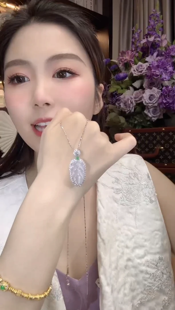 吊坠(不含链)18K金镶嵌翡翠C6翡翠