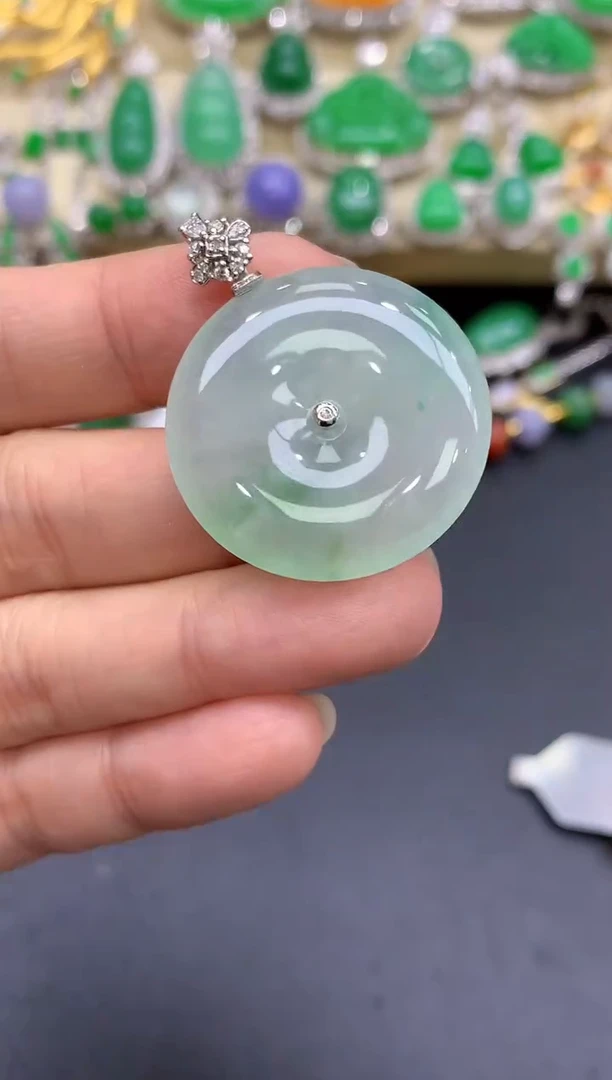 颈饰18K金镶嵌翡翠293-中国好珍宝