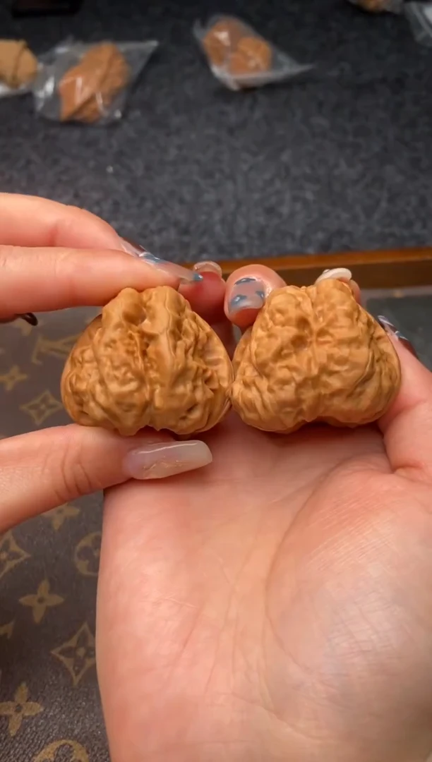 把件文玩核桃B180号蛤蟆头42尺