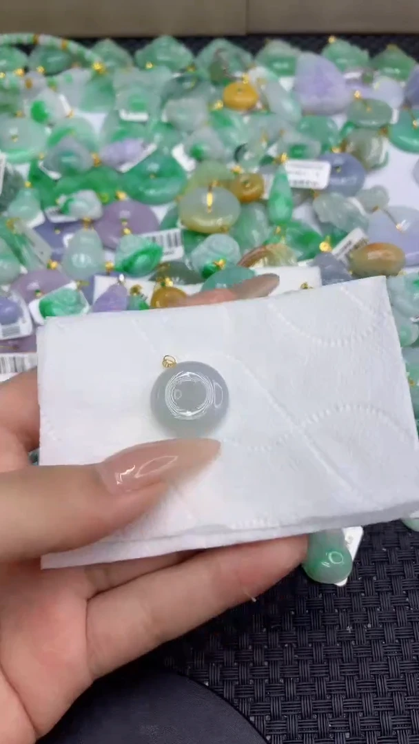 翡翠18K金镶嵌颈饰天然缅甸A货翡翠