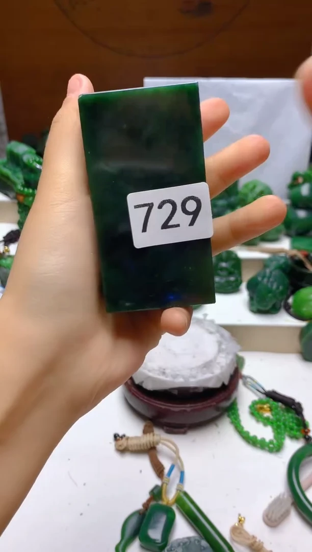 未镶嵌和田玉（碧玉）珠宝半成品0