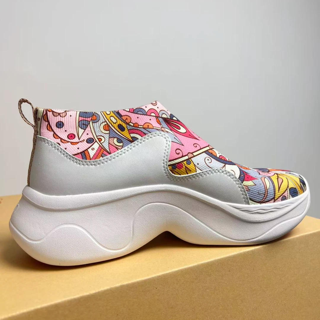 彩绘旅行厚底增高秋冬新款休闲百搭运动小白鞋W1139666