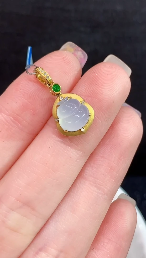 吊坠(不含链)18K金镶嵌翡翠L多样性发其一