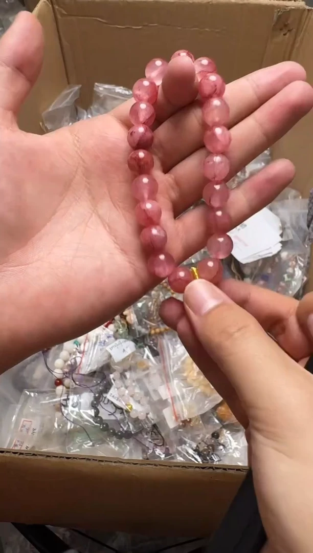 水晶手串未镶嵌上