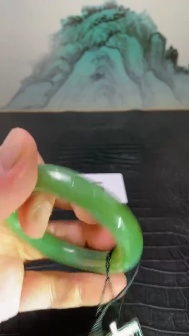 未镶嵌手镯和田玉（碧玉）哈*?55