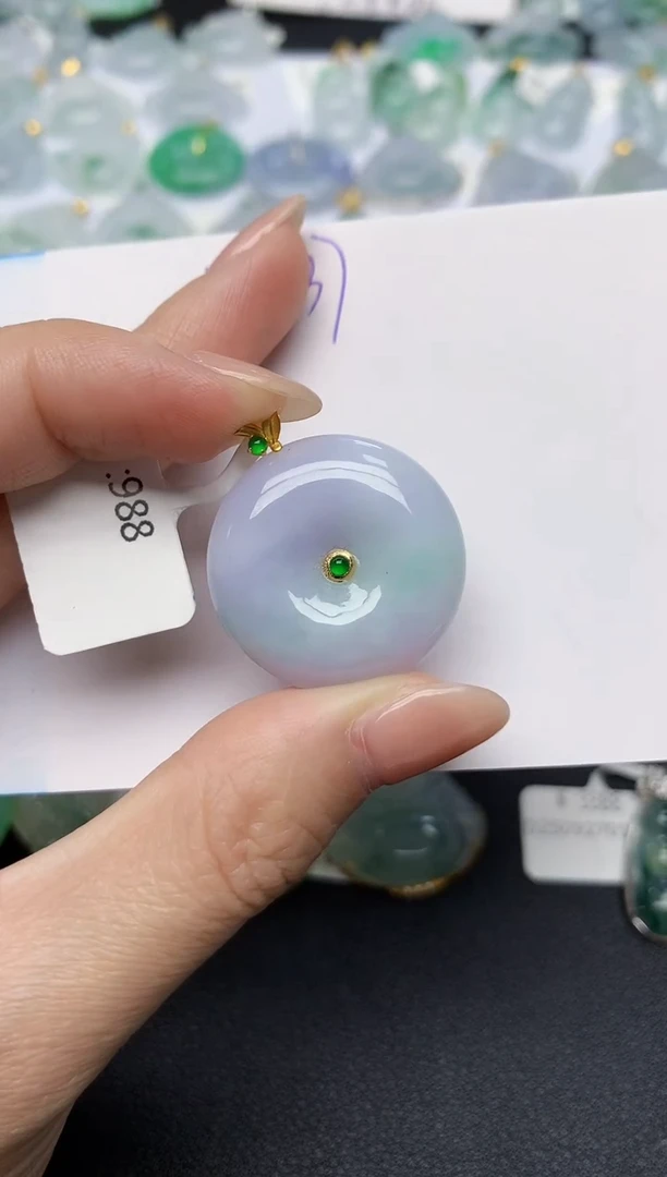 颈饰18K金镶嵌翡翠天然缅甸A货翡翠百元以上9元证书费自理