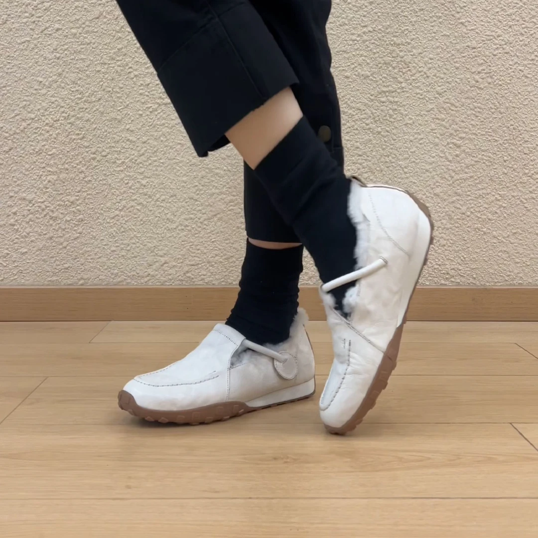 RubyL/2cm简约通勤百搭T型魔术贴镂空舒适圆头平底加绒乐福鞋女款