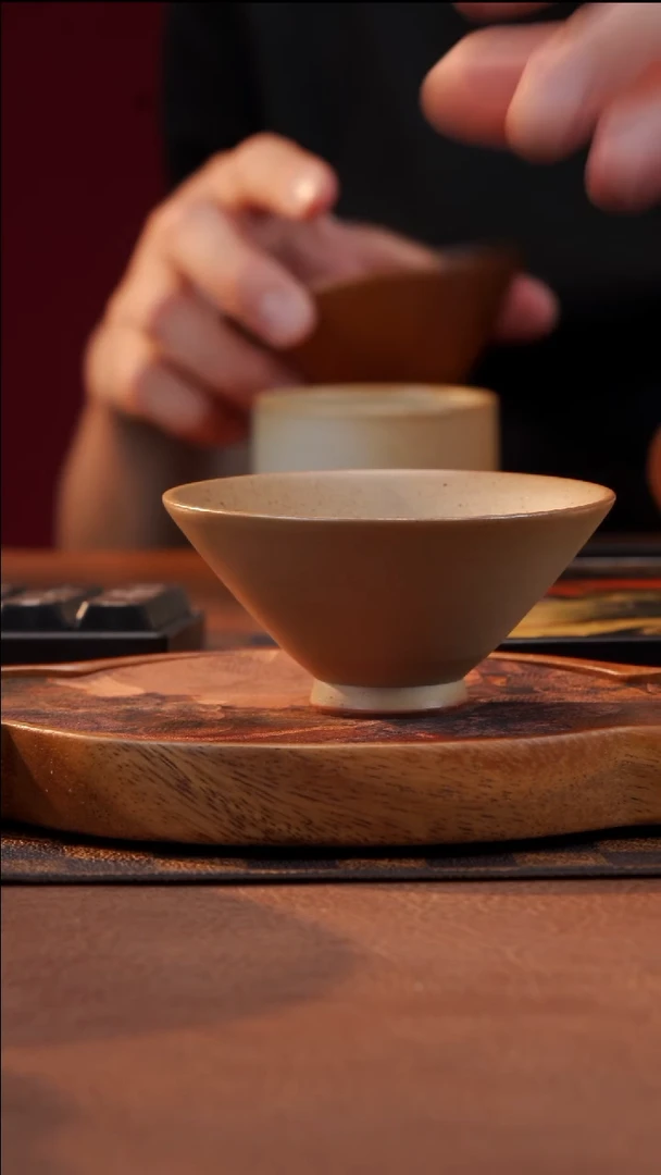 裸烧斗笠杯浅色---何白就是中国白---