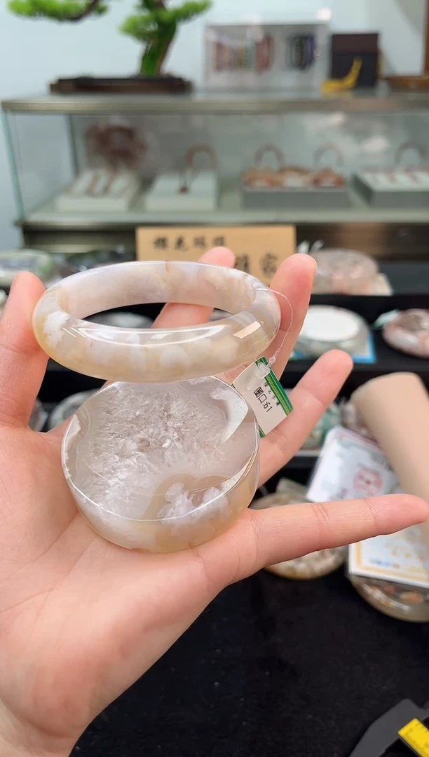 未镶嵌手镯石英质玉61圈口（赠品镯心）13889125
