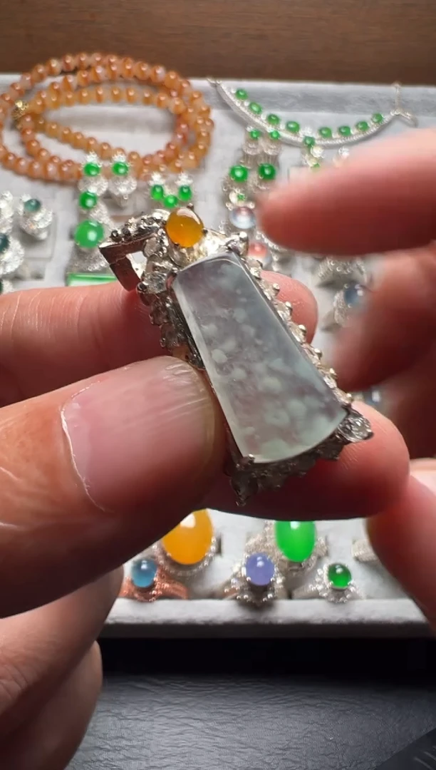 未镶嵌定制翡翠缅甸A货翡翠