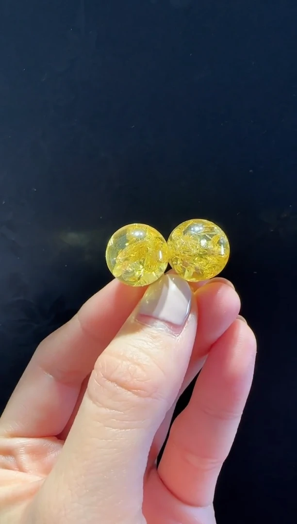 蜜蜡18K金镶嵌耳钉珠宝原创直播间