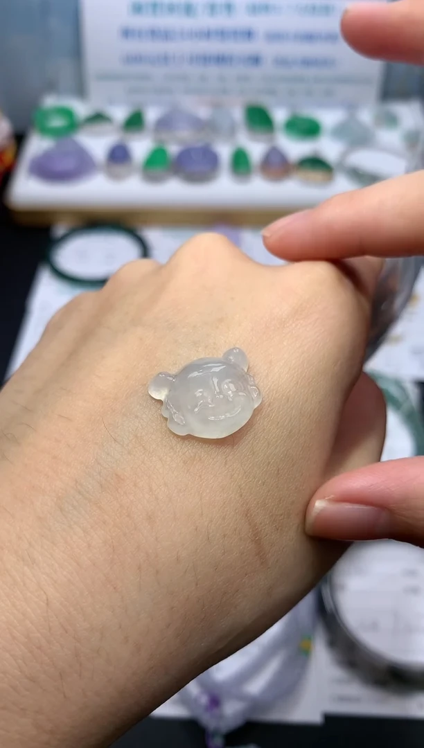 定制翡翠未镶嵌模式推广期24小时鉴赏期