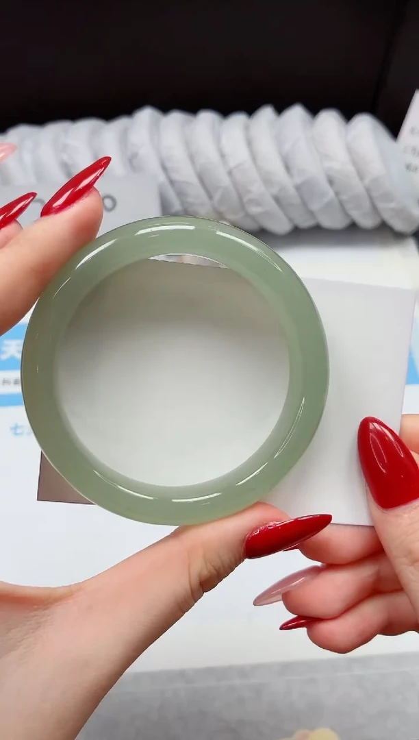 未镶嵌手镯石英质玉48/东陵56.1