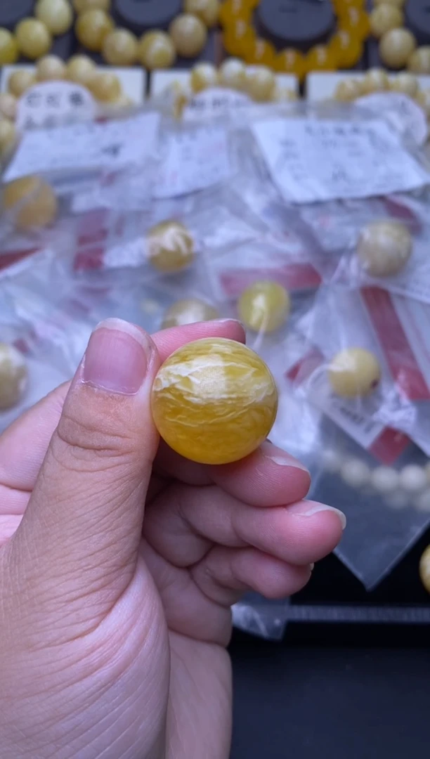 裸石琥珀未镶嵌 大小姐珠宝严选24