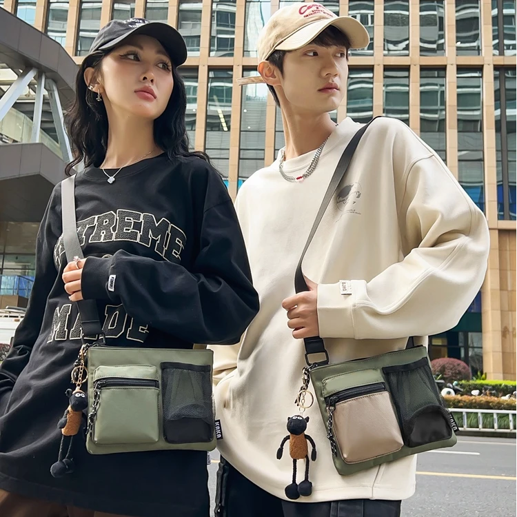 日系新款小众设计款斜挎包手机包加厚定制牛津布个性潮酷男女同款