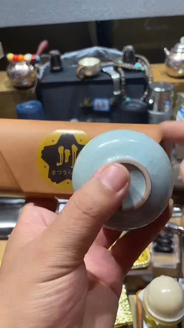 瓷片闪购商品 如图所示