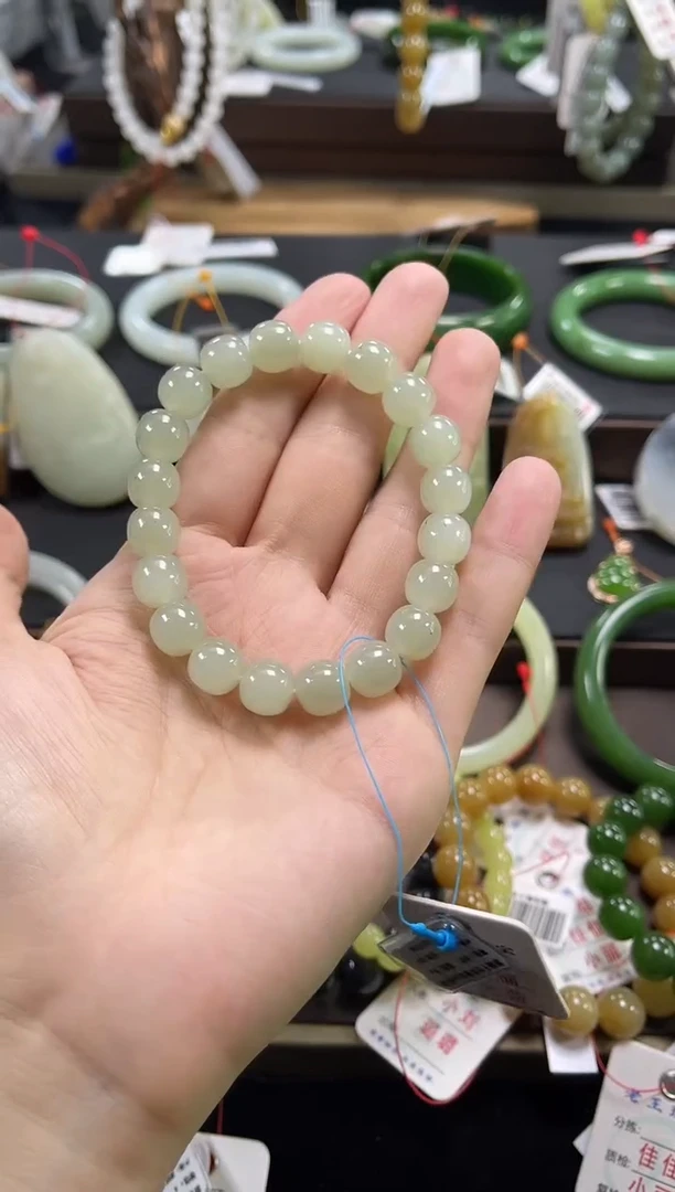 未镶嵌手串和田玉卡10 于田老型9015894