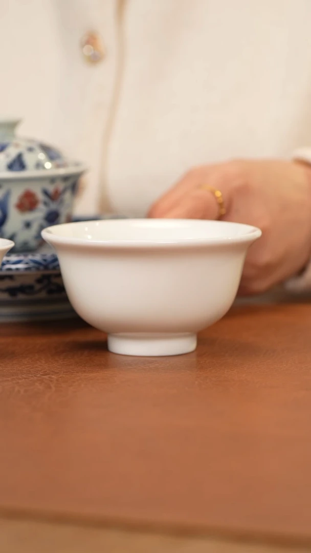 【闪购商品】杯景德镇白胎压手杯