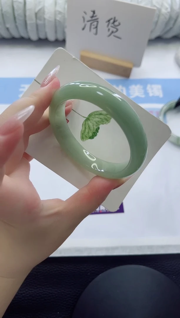 未镶嵌手镯石英质玉多样性发货C47