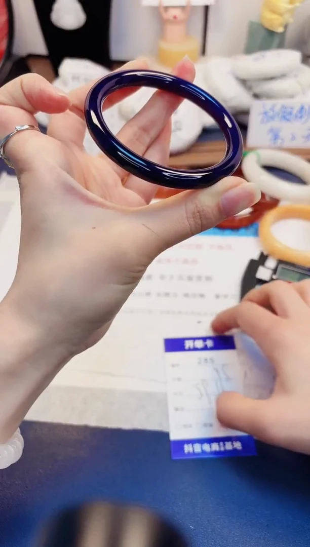 【闪购商品】石英质玉手镯未镶嵌285-玛瑙-圈口59