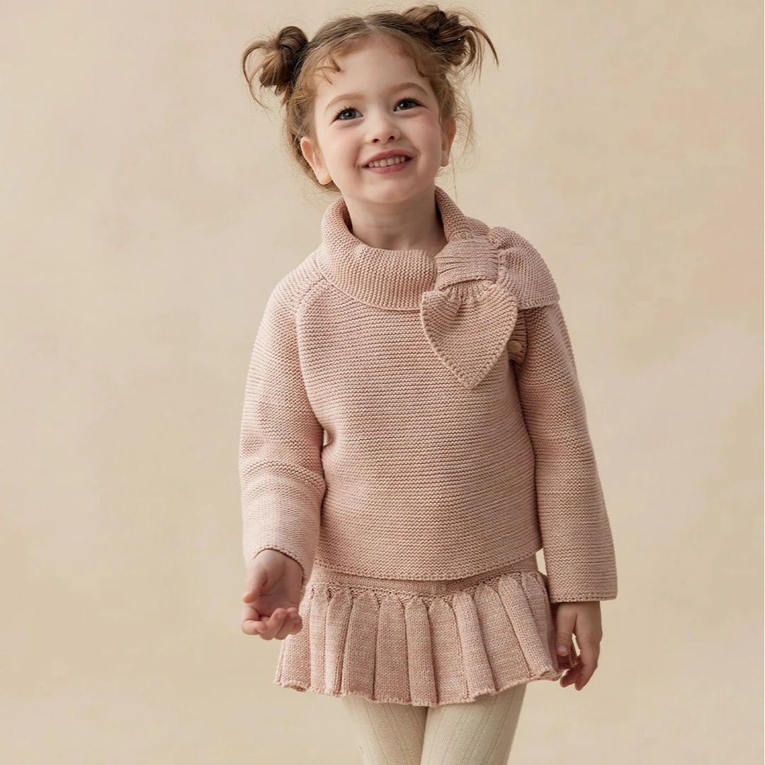 韩版女童2026秋冬新款甜美粉色爱心领结针织毛衣小女孩百褶短裙裤