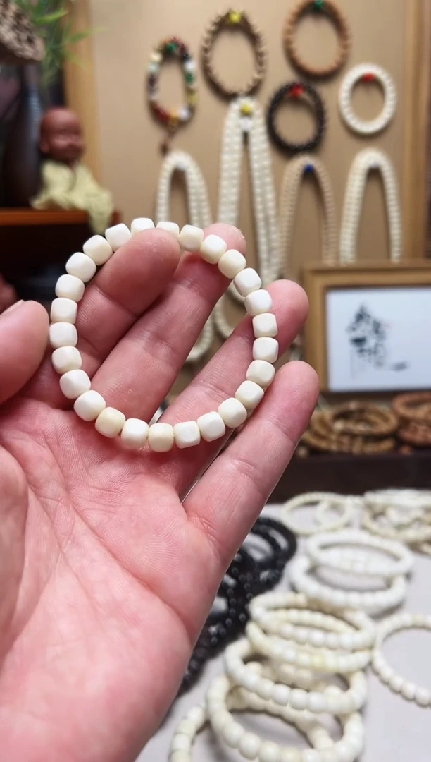 白玉菩提手串子*8六方单圈