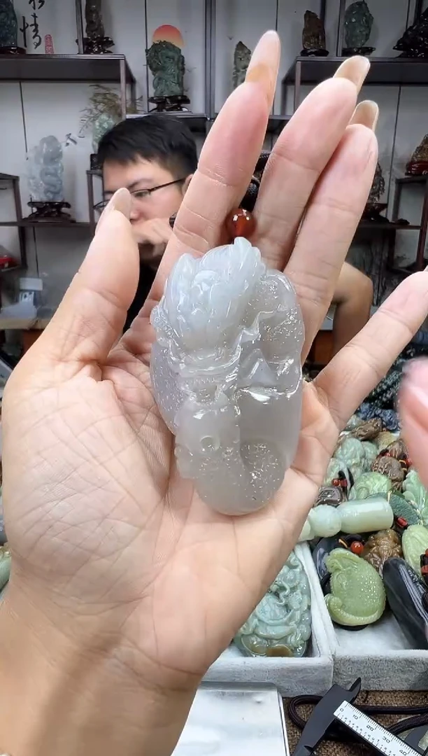 和田玉未镶嵌把件1