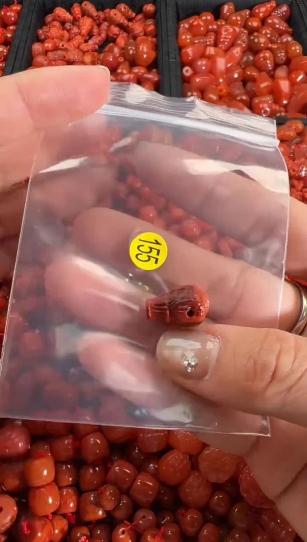 【闪购商品】南红玛瑙颈饰未镶嵌1