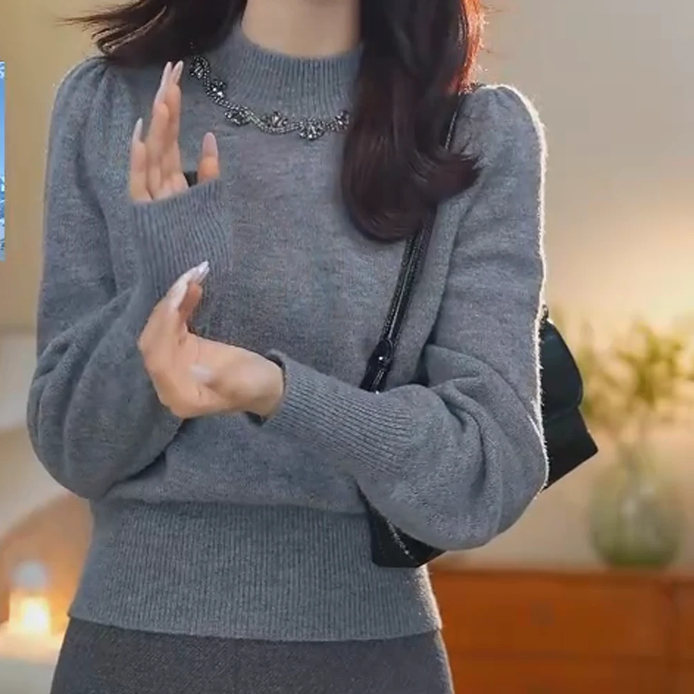 时尚轻奢秋冬上新保暖百搭项链款半高领百搭打底衫毛衣上衣女