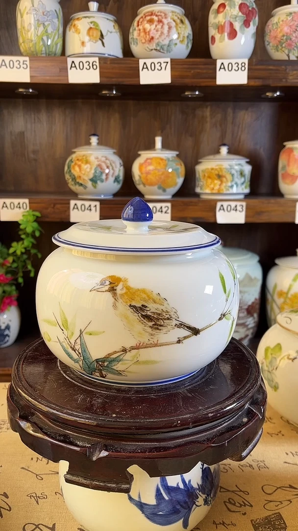 【闪购商品】纯手工手绘竹子鸟储物罐