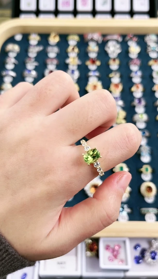 银S925镶嵌戒指橄榄石i323