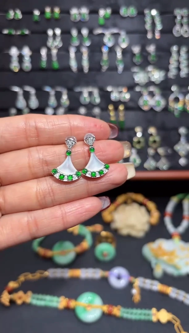 【闪购商品】翡翠颈饰银S925镶嵌蛋面/支持复检/一件