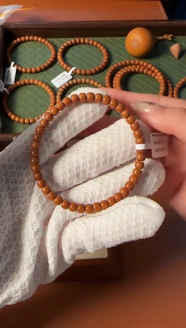 手串橄榄核【168】5.5mm老挝核尖老型单圈