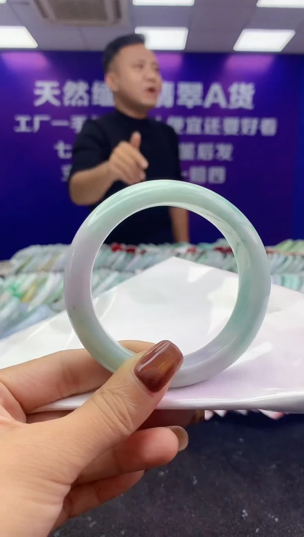 未镶嵌手镯翡翠AAAAAAAAAAAA