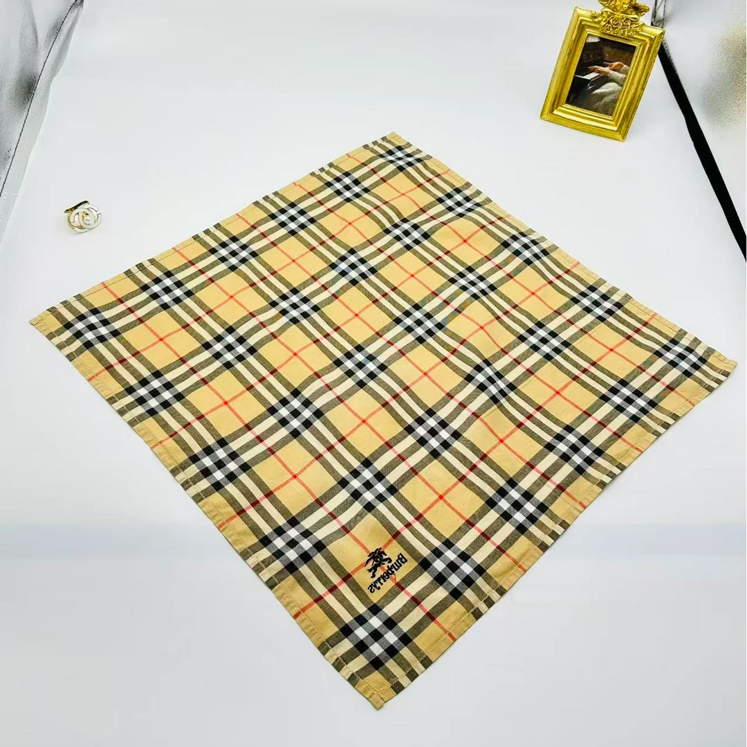 95新 BURBERRY/博柏利 海囤/巴宝莉/丝巾/yy09541