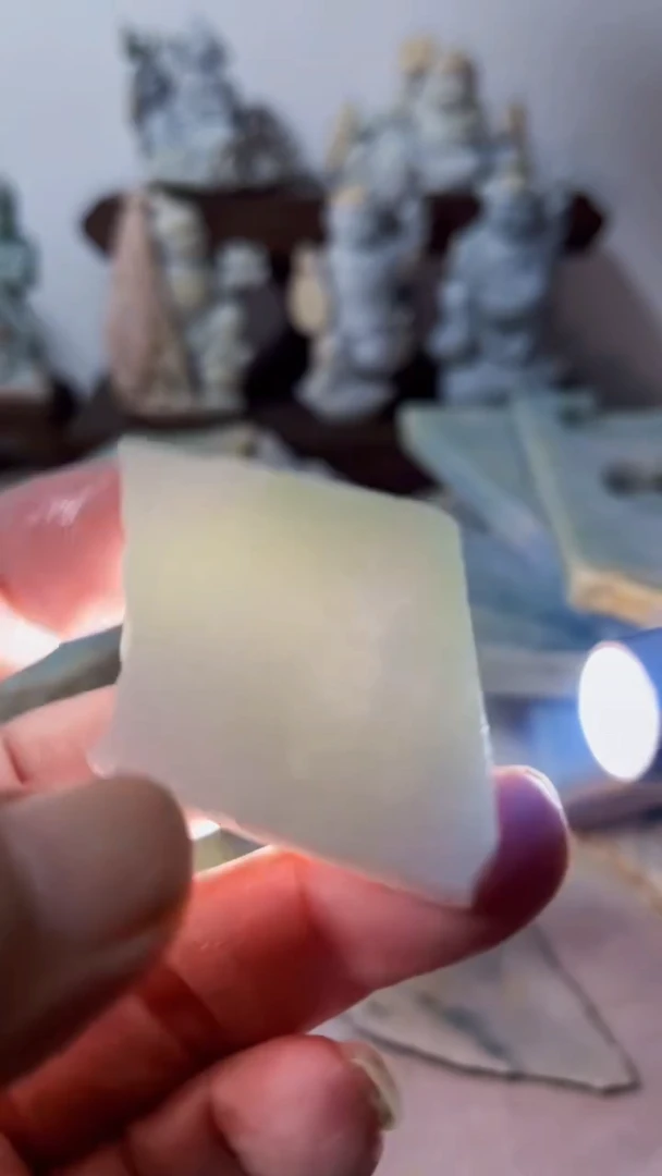 【闪购商品】翡翠吊坠(不含链)未镶嵌246