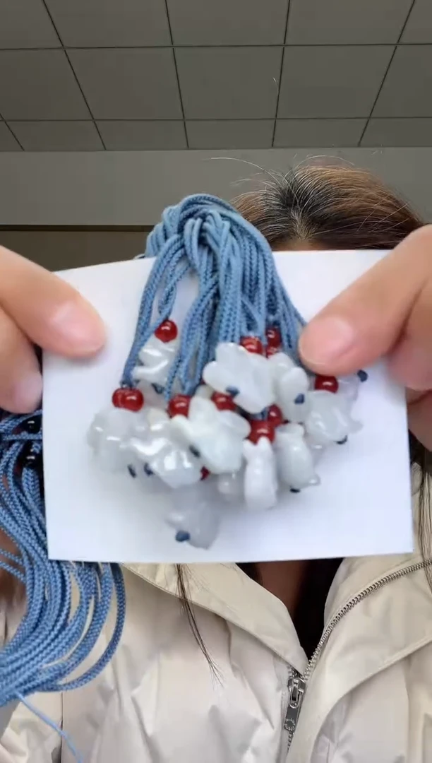 【闪购商品】翡翠吊坠(赠链)未镶嵌挂件生肖兔
