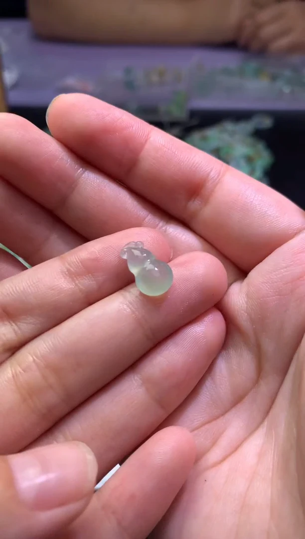 未镶嵌定制翡翠毛货