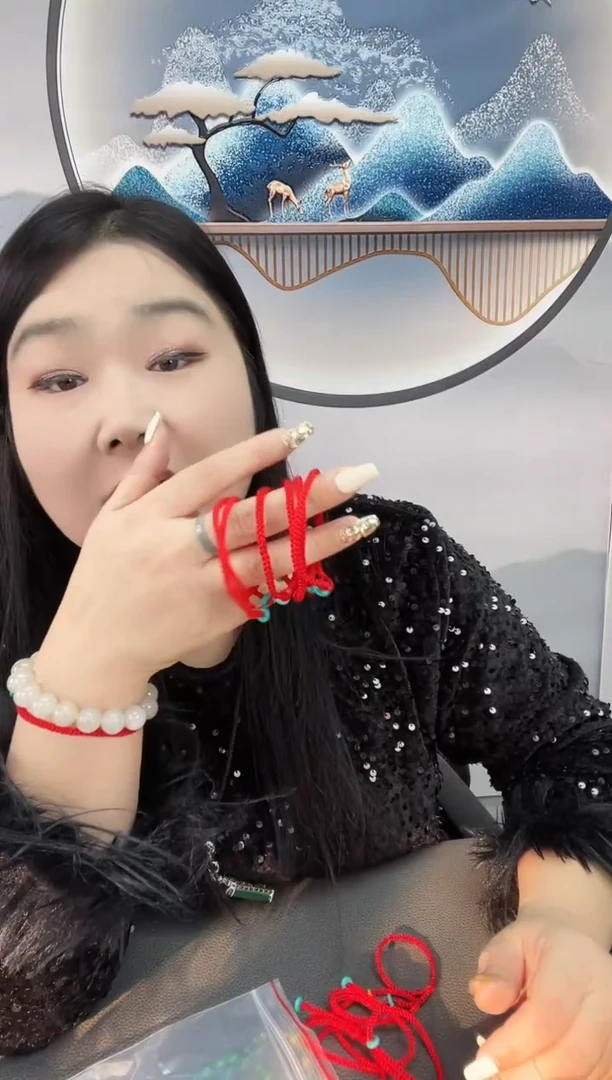 未镶嵌红手绳石英质玉红手绳