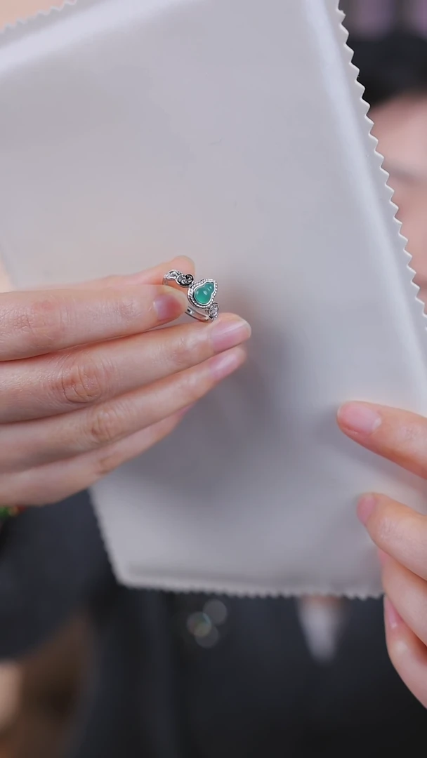 【闪购商品】玛瑙/玉髓戒指银S925镶嵌葫芦