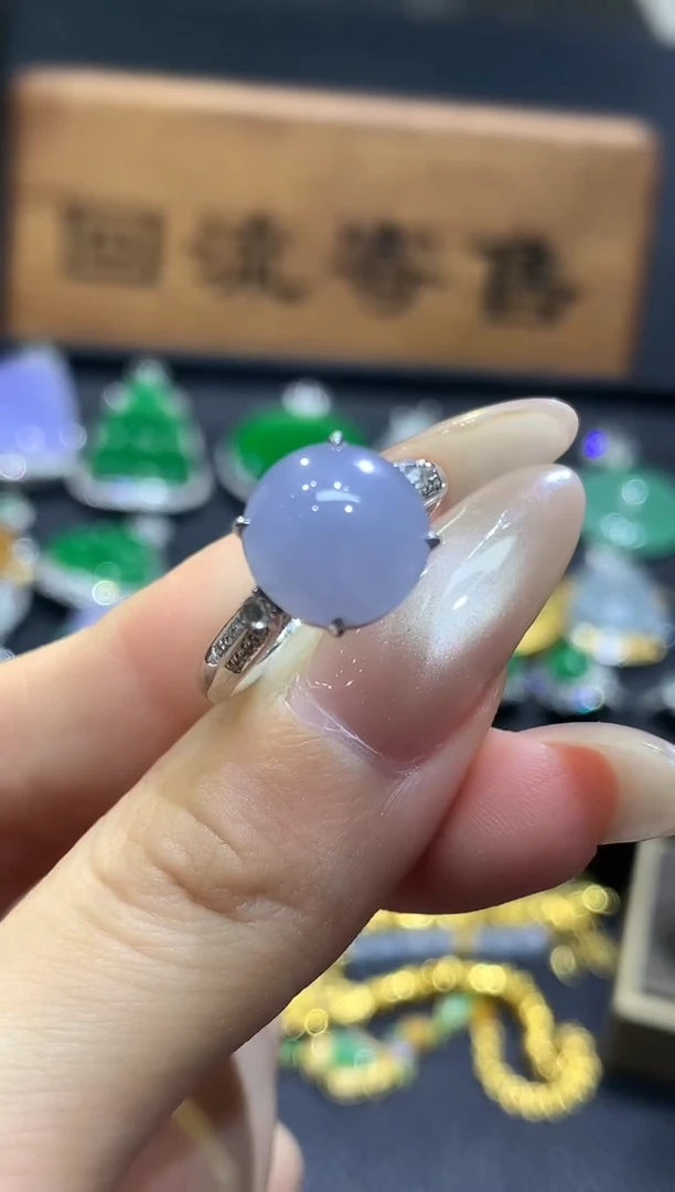 18K金镶嵌戒指翡翠11团购