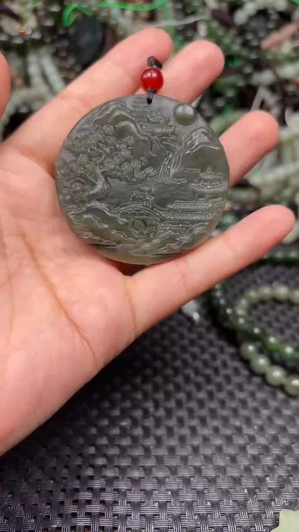 颈饰未镶嵌和田玉1