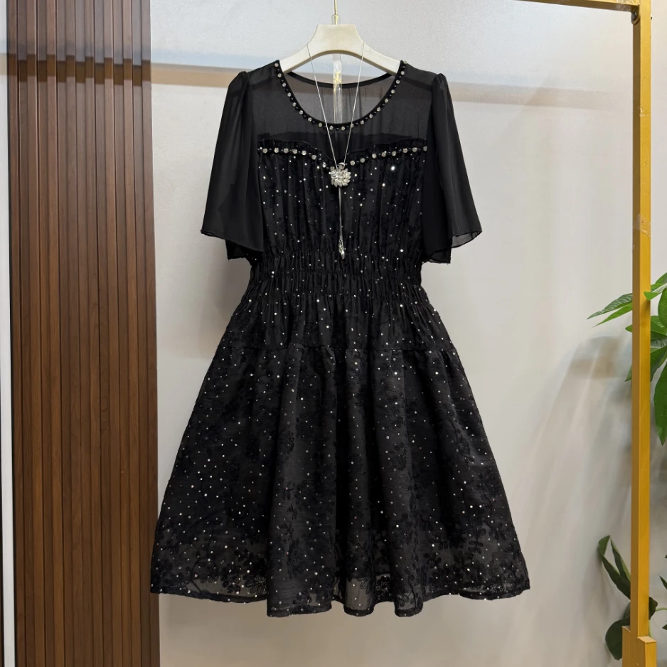 夏季新款大码女装时尚洋气透气遮肉重工钉珠亮闪闪显瘦连衣裙