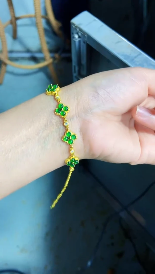 【闪购商品】翡翠手链未镶嵌111111111
