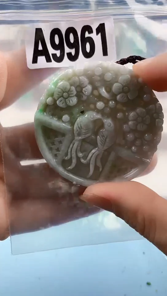 翡翠未镶嵌颈饰天然翡翠吊坠挂件