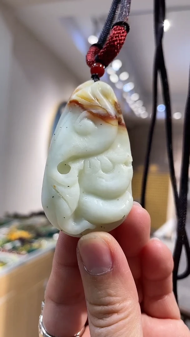 【闪购商品】蛇纹石玉颈饰未镶嵌吊坠