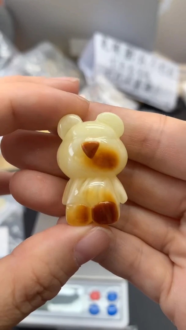 未镶嵌琥珀珠宝奇石2856