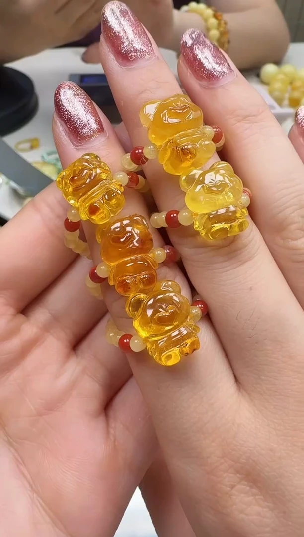 未镶嵌琥珀裸石多样性发一