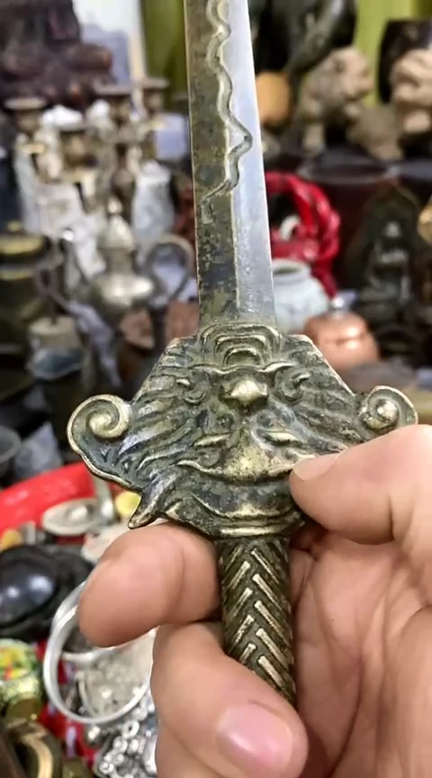 【闪购商品】一物一拍编号青龙剑