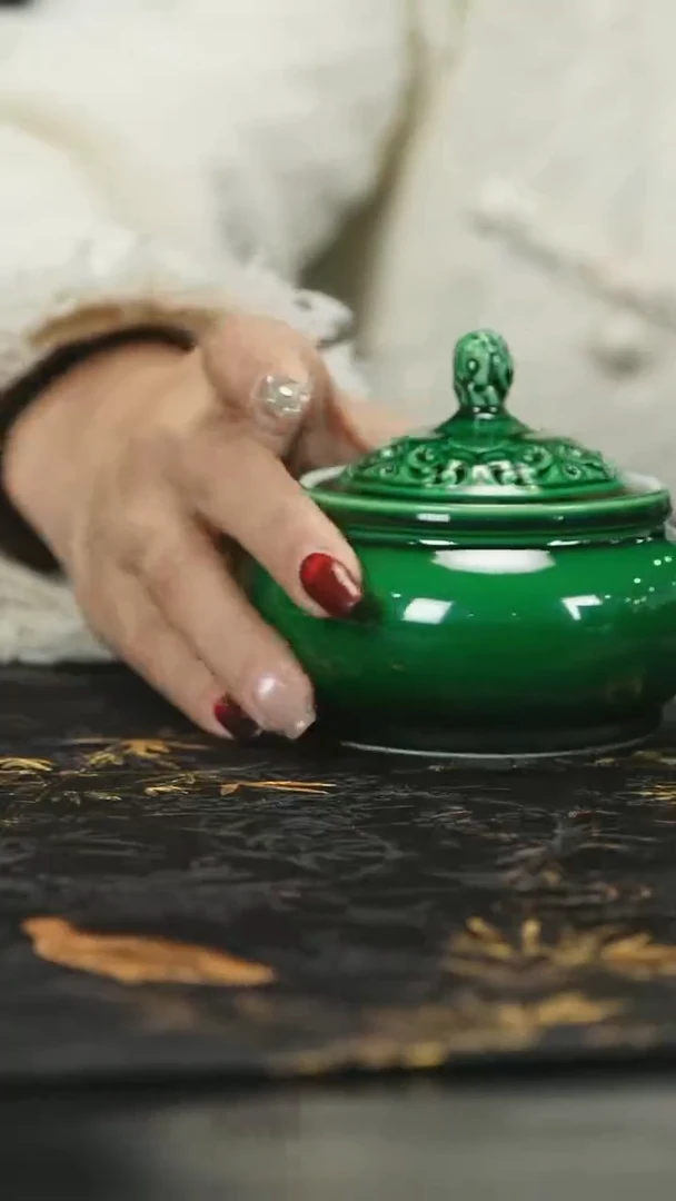 【闪购商品】瓷唐里郎窑绿香炉